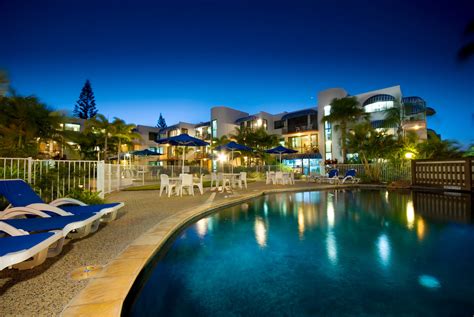 tropicana resort alexandra headlands.